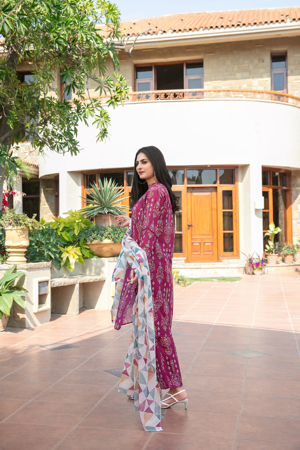 D-2110 3 Pc Digital Printed Swiss Lawn Dress - tawakkal