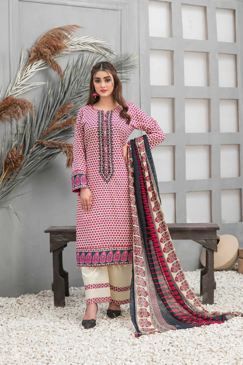 3 PIECE STITCHED EMBROIDERED DIGITAL PRINTED LAWN-TAWAKKAL