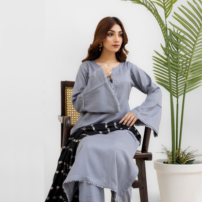 (Grey) 3 Pc Dhanak Dress with Kashmiri Wool Shawl | Winter Collection | Rangz | UMRGZ3403