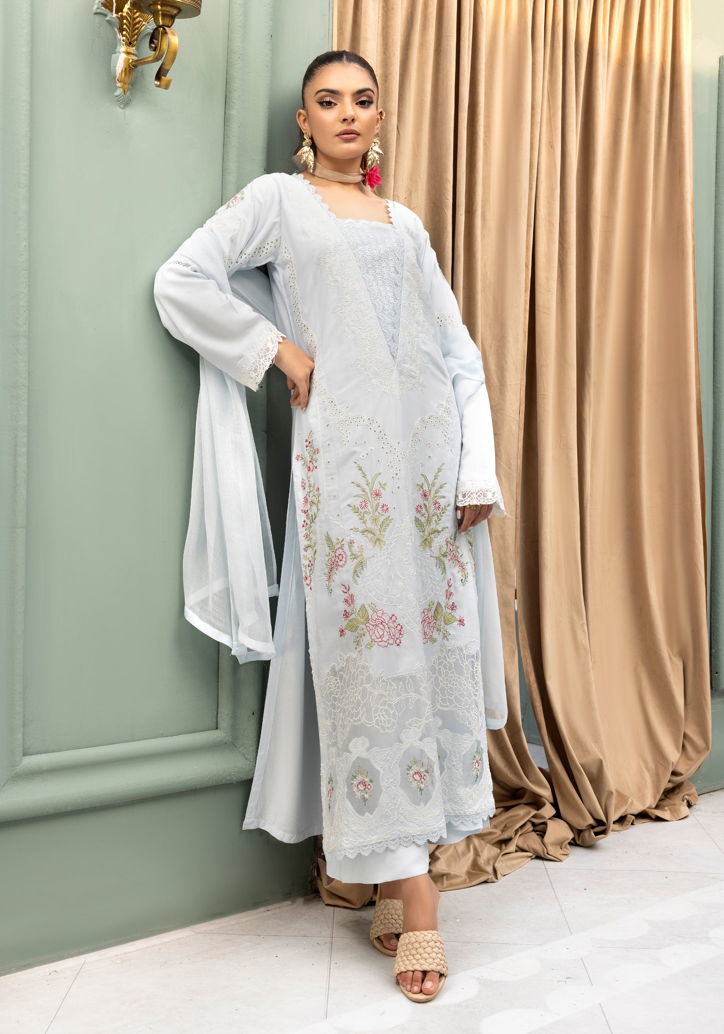 (Light Grey ) Embroidered Linen with Chiffon Duppatta - Simrans