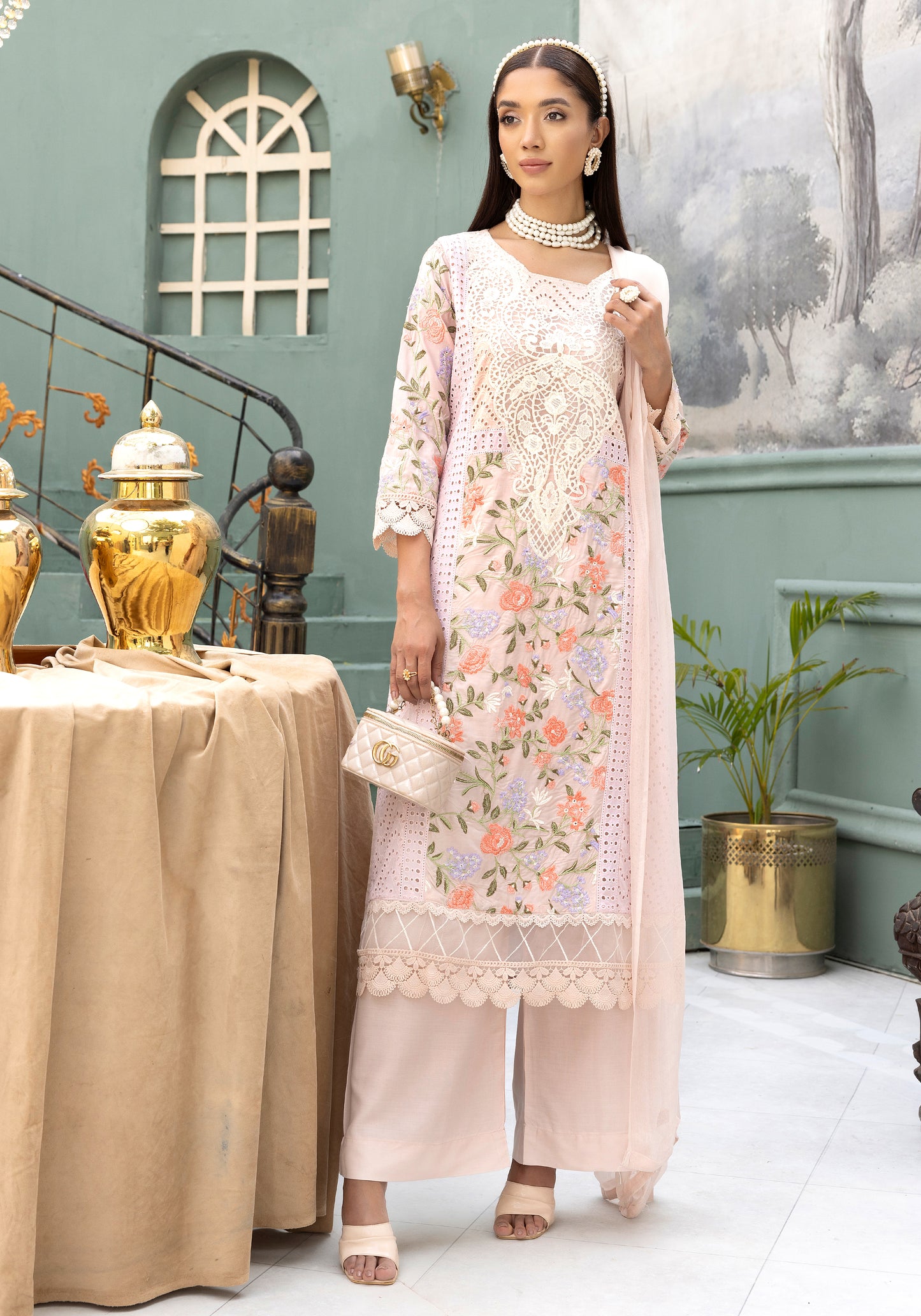 (Pale Peach ) Embroidered Linen with Chiffon Duppatta - Simrans