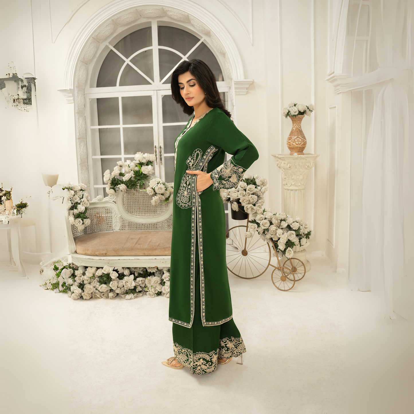 Embroidered Dhanak with Pockets 2 Pc Co Ord Set Dress | Ready to wear | UMNAA