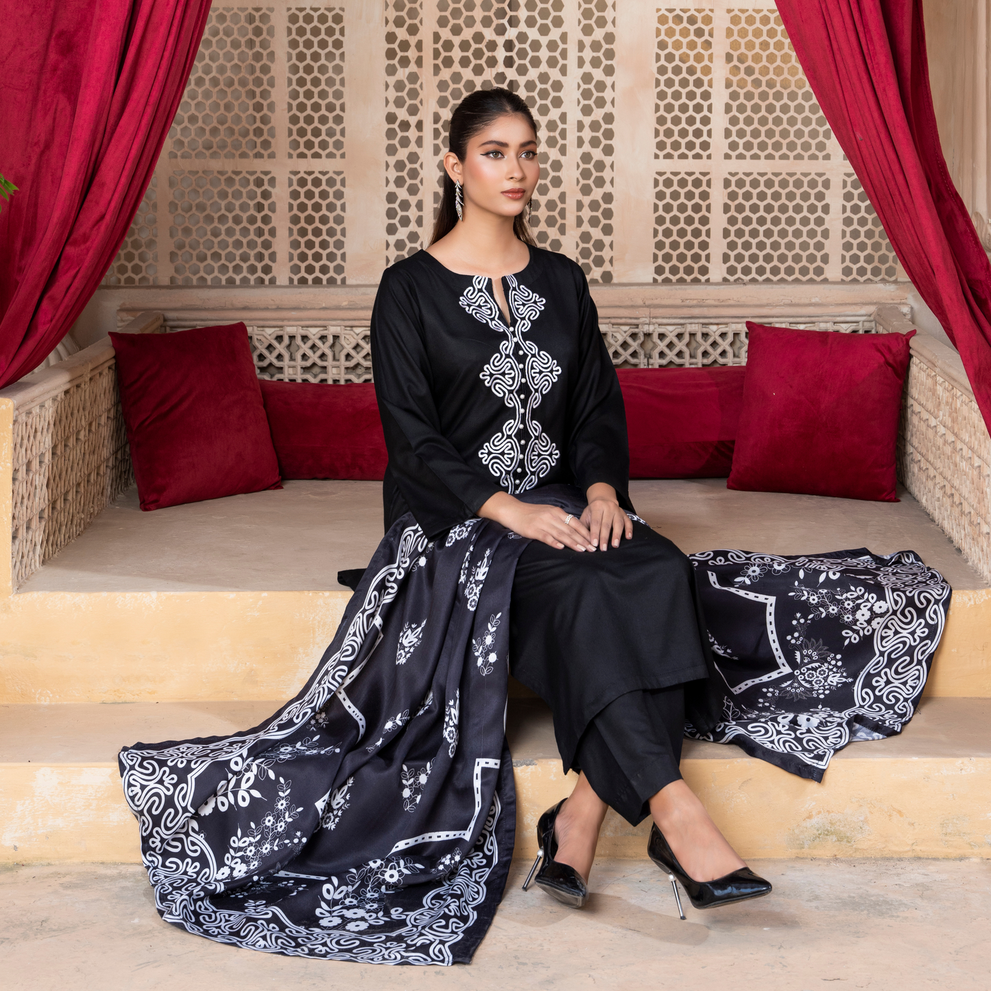 3 Pc Embroidered Dhanak Ready to Wear Dress - Raniya.h  | UMRAH0501