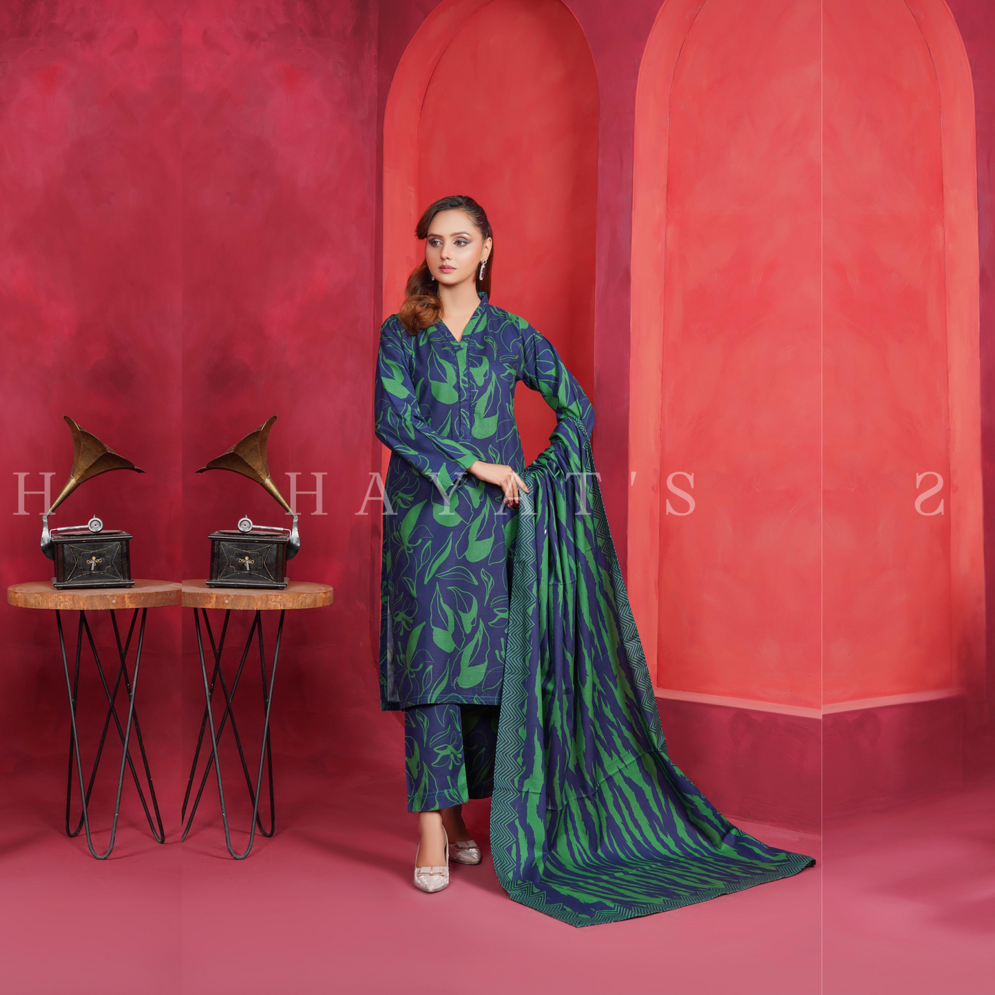 Printed Khaddar Dress with Pashmina Shawl|3 Pc| Winter Collection | Hayats