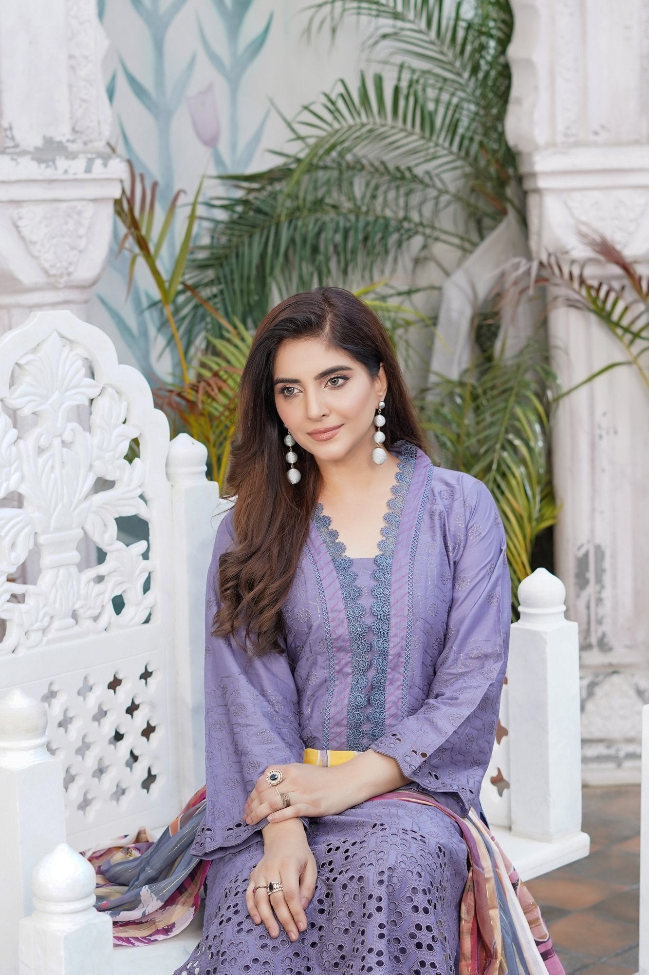 Lavender | Chikankari Schifflil Lawn | 3 Pc | MUNIRA