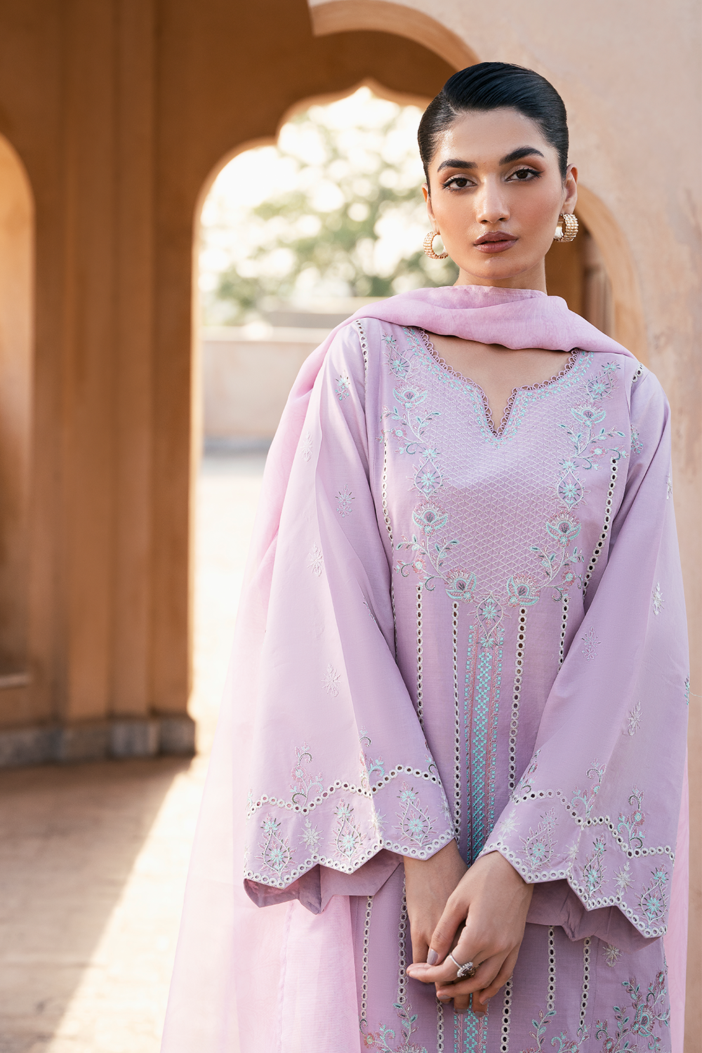 (Pastel Pink)"MIZAJ" Embroidered Lawn 3Pc Collection-Esra Fashion