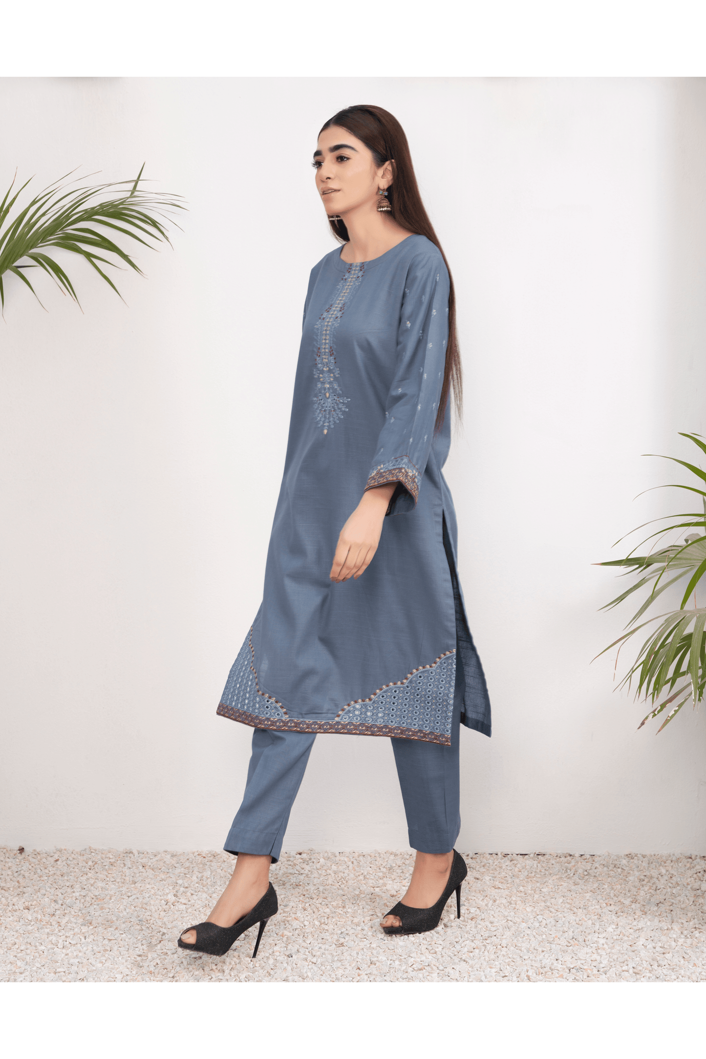 2-Piece Stitched Slub khaddar Outfit By RANIYA.H