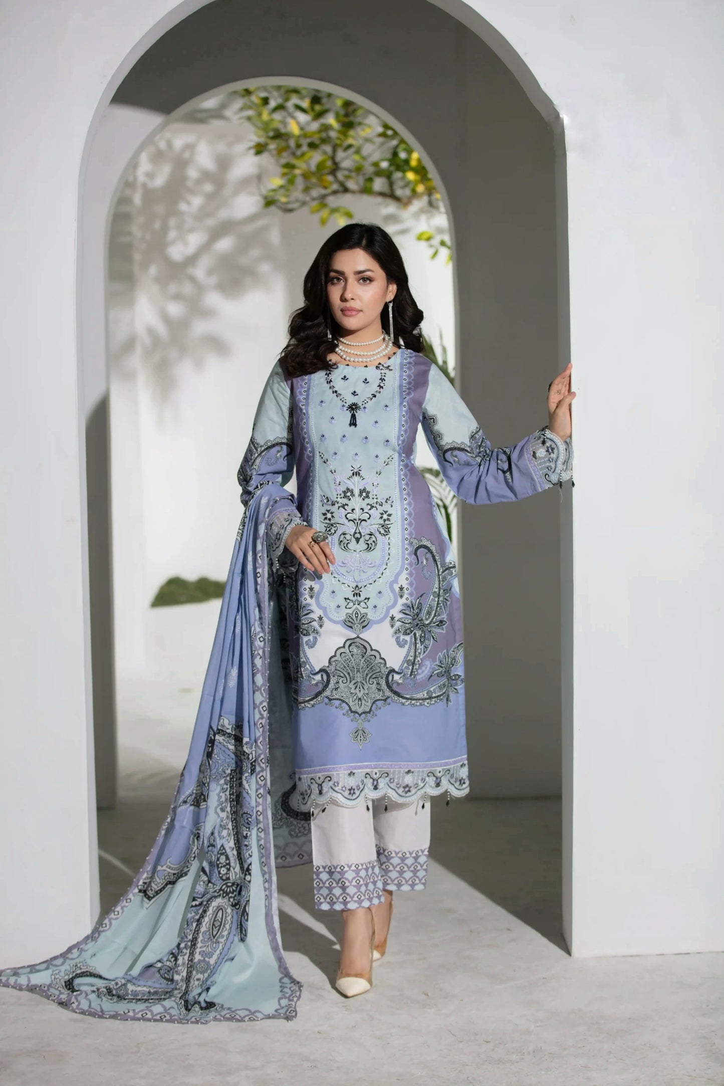 (FROZI DIGITAL) 3 Pc Embroidered Cambric Cotton Suit-Heera's