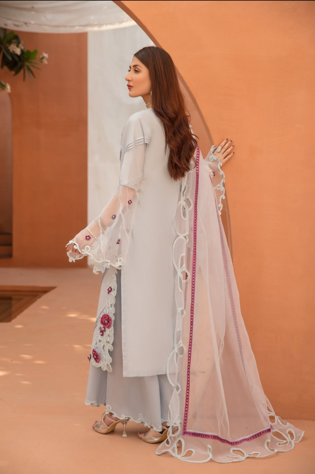 (GREY) 3 Pc "NAKHRA" Embroidered Luxury Lawn By Simrans