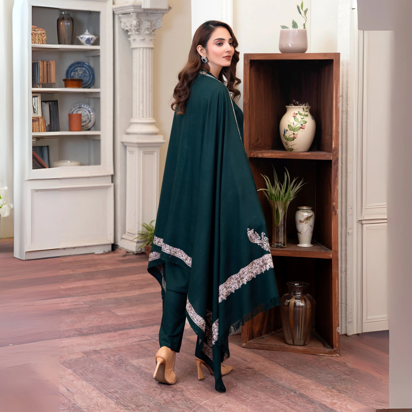 3 Pc Dhanak Dress with Embroidered Shawl | Winter Collection | Raniya.h | UMRAH01101