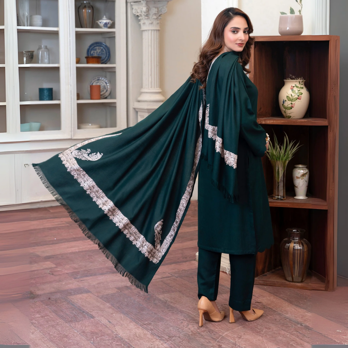 3 Pc Dhanak Dress with Embroidered Shawl | Winter Collection | Raniya.h | UMRAH01101