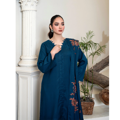 3 Pc Dhanak Dress with Embroidered Shawl | Winter Collection | Raniya.h | UMRAH01101