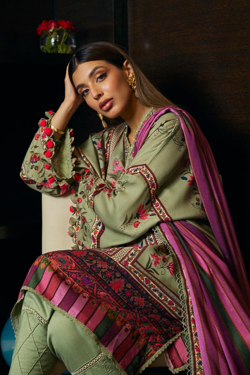 Muzlin By Sana Safinaz Stitched 3 Piece-Winter Collection